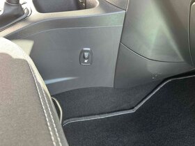 Renault ZOE Limited, Navigace, Výhřevy, SoH 95%, DPH - 18