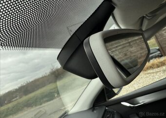 Škoda Octavia 2,0 110kW DSG JOY NAVI XENONY nafta automat - 18