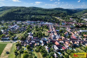 Veverská Bítýška - pozemek 2.097 m2 - pozemek - 18