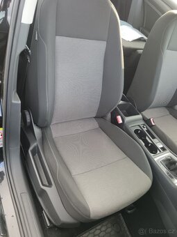 Golf VII 1.2 TSI 77kw ALU výhřev sedaček tempomat top - 18