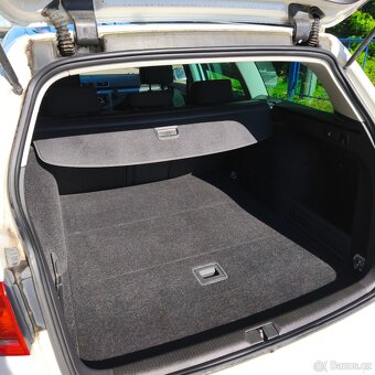 Volkswagen Passat B7 2.0TDI 103kw,poctivých 316tkm - 18