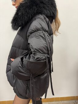 Dámská péřová bunda s pravou liščí kožešinou - 18