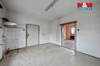 Prodej rodinného domu, 268 m², Janov - 18