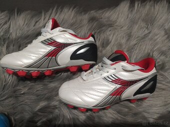 Dětské kopačky (Puma EUR 28) a (Diadora EUR 29) - 18