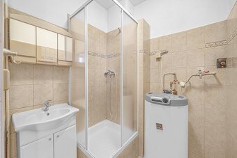 Prvorepubliková vila 15+3,176 m2, obytná plocha 287,45 m2, u - 18