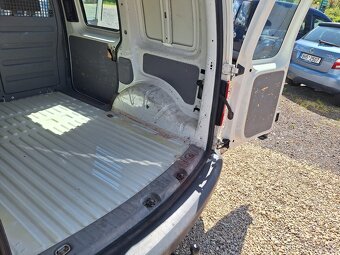 VW Caddy 1.9 Tdi  rv.2010 190000km - 18