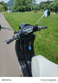 Vespa primavera 125 - 18