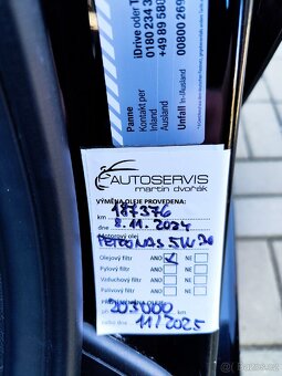 BMW řada 3, 320 D, Xenony - 18