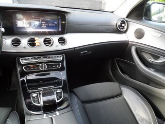 Mercedes-Benz E 200 4 Matic Koupeno v ČR - 18