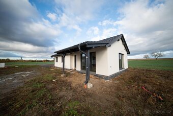 Rodinný dům 4+kk, Holešovice, Chroustovice - 18