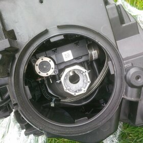 svetla leve prave xenony vw sharan levy pravy 10- 7N 033 034 - 18