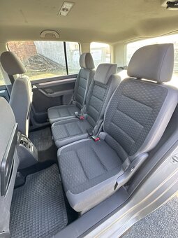 Volkswagen Touran 1.9 TDI DSG 77 kW BEZ KOROZE SERVISKA - 18