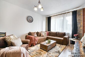Byt 3+1 s balkónem, 77m2 po kompletní rekonstrukci ul. Šeřík - 18