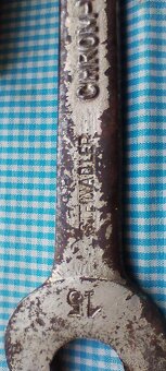 nár. Mercedes Benz orig. - 18