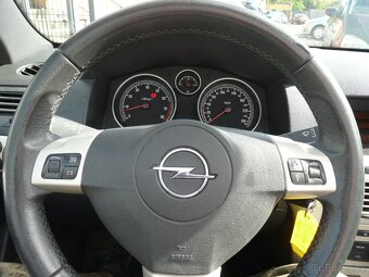 Opel Astra Twin Top 1.6i-85kw, r.2008, Najeto: 164514km, TOP - 18