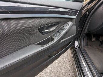 BMW F10 2012 525d, 2012, 160 Kw, zavada - 18