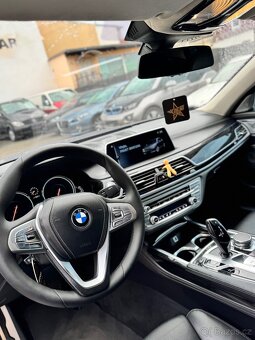 BMW Řada 7,  740d xDrive Ojeté, 2016, 307 000 km dálniční  V - 18