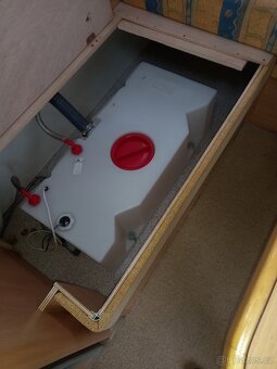 Prodám karavan KNAUS SUDWIND 500 .. MARKIZA - 18