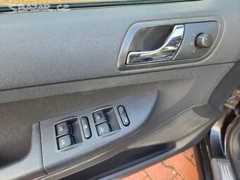 Fabia RS 1.9TDI/96kW,bez DPF a koroze,xenon,klima,serviska - 18