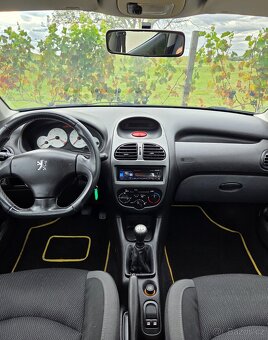 Peugeot 206 1.4 55KW/75 koní R.V.01/2006 - 18