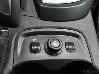 Ford Focus 1.6 TDCi Trend • 10/2012 • 85kw • 1. majitel v ČR - 18