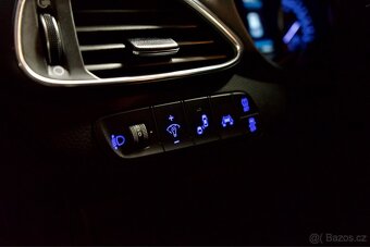 HYUNDAI i30 kombi 1.4 T-GDI DCT All Inclusive - 18