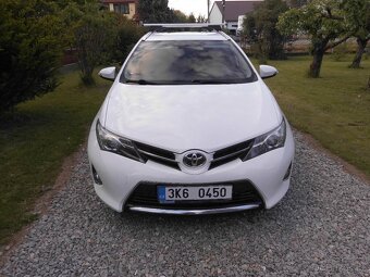 Toyota Auris COMBI- rv2013- 1.6 97kw- 112000km- - 18