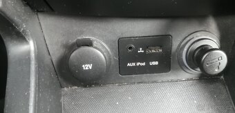 Kia Ceed kombi 1.6 CRDi , r. 2010 facelift, servis, STK, atd - 18