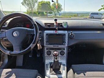 Volkswagen Passat B6 2.0 TDI - 18