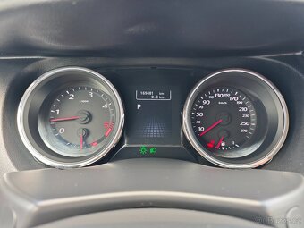 Latitude INITIALE PARIS 3.0 V6 dCi240 Automat 177kW - 18