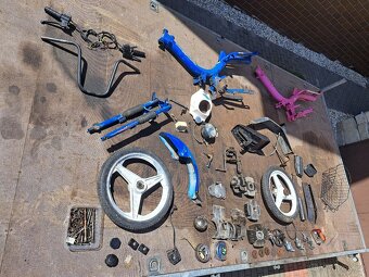 Manet Korado na náhradní díly - 18