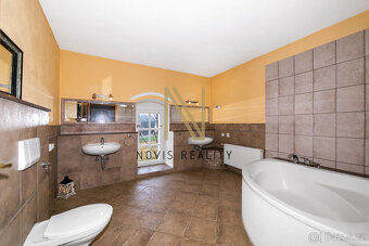 Prodej, rodinný dům 569 m², pozemek 4 130 m², Dolní Jadruž,  - 18