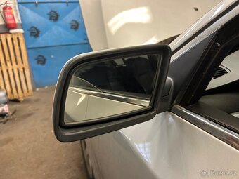 Bmw e60 n53b30a 525ix na dily - 18
