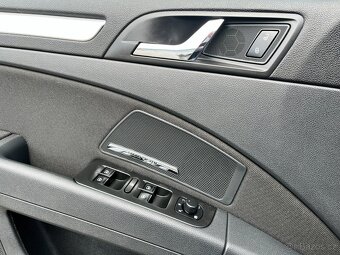 Superb II 2,0TDi 125kW DSG 4x4,ČR,vybavený - 18