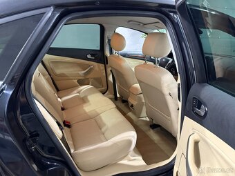 Ford Mondeo 2,3 i AUTOMAT TITAN BI-XEN NAVI VENTILACE VÝHŘEV - 18