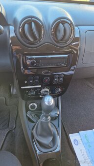 DACIA DUSTER 4x4 1.5 DCI 81KW.NEZÁVISLÉ TOPENÍ.KLIMA.TAŽNÉ. - 18