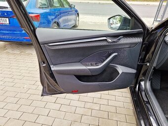 ŠKODA Octavia kombi, 2.0 TDi, vyhř. volant a zadní sedadla - 18