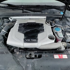 Audi A4, 3.0TDI,MANUÁL,4X4,KRÁSNÁ,1MAJ - 18