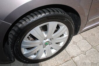 Škoda SUPERB combi 2.0TDi 125kW - 4x4 - tažné - 18