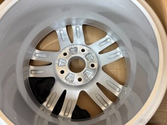 ORIGINÁLNÍ ALU KOLA AUDI Q7 4L 4L0601025B 8.5JX18H2 ET58 - 18