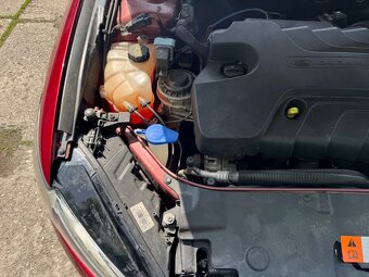 FORD MONDEO 2,0 TDCI,132 KW,ROK 11/2014,NAJ 127 TKM,DOHODA - 18