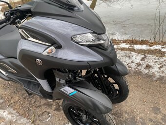 Yamaha Tricity 300 - 18