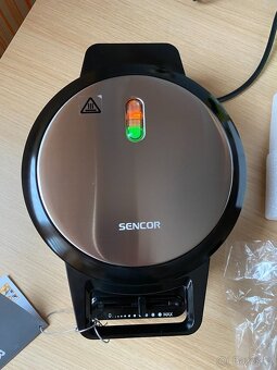 Nový vaflovač Sencor v originálním balení - 18