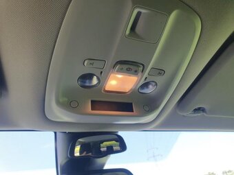 Prodám Peugeot Traveller 2.0HDI 130KW AUTOMAT,WEBASTO - 18
