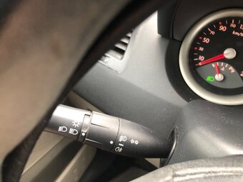Renault Mégane, 1.6i 83kW - 18