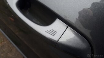 Ford Mustang 5.0 V8 330kW r.v. 2020 EU VERZE - 18