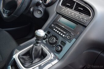 Peugeot 5008 1.6 HDi/PANORAMA/MANUÁL/2009/ - 18
