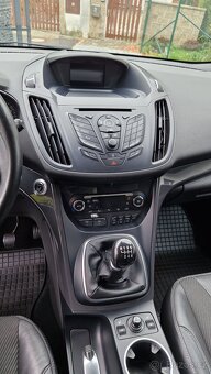 FORD KUGA 4x4 2.0 TDCI 110 KW.TITANIUM.POUZE FORD SERVIS. - 18