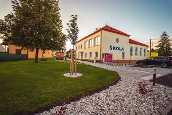 Dům a stavební pozemky na prodej v malebné vesničce Štarnov - 18