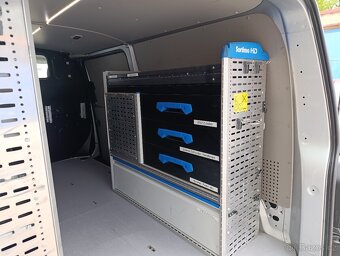 Volkswagen Transporter T6 4x4 Dílna - 18